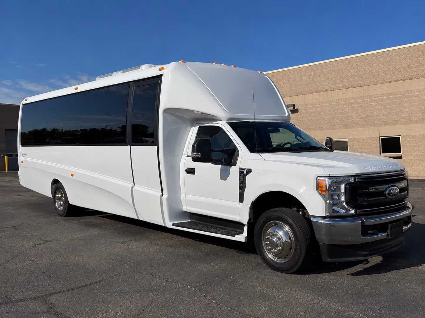 aurora flexible charter bus rentals for aurora sports teams and fans