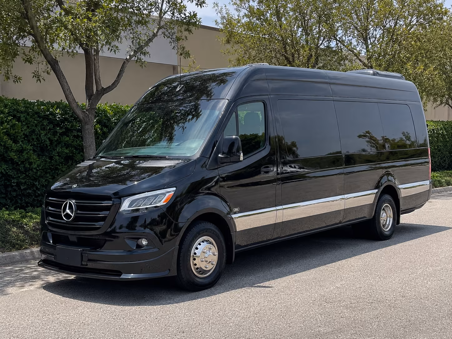 cheyenne seamless shuttles to every cheyenne private event