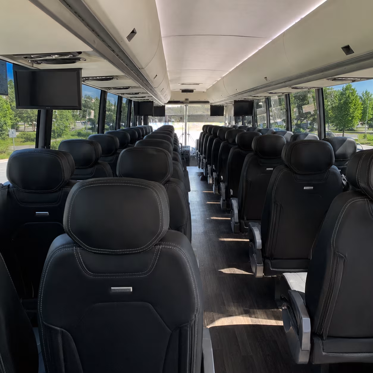 lakewood discreet military and government shuttles for your group