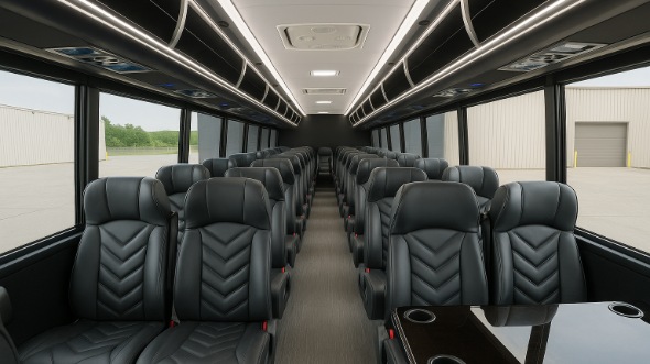 colorado springs 28 passenger minibus