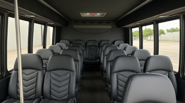 laramie 28 passenger minibus